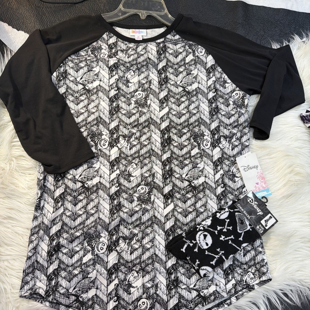 Lularoe Randy Jack Skellington Sz M Nightmare Before Christmas Tee Black White